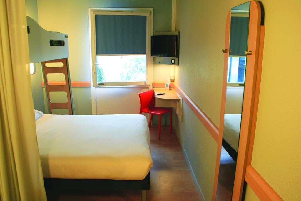 Ibis Budget Saint Pourcain Cameră foto